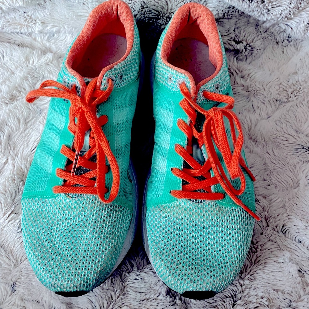 Adidas Adizero Tempo Athletic Shoes: EUC